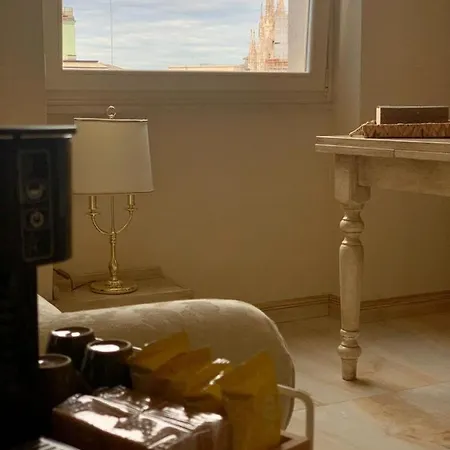 Fifty Eight Duomo View ميلان